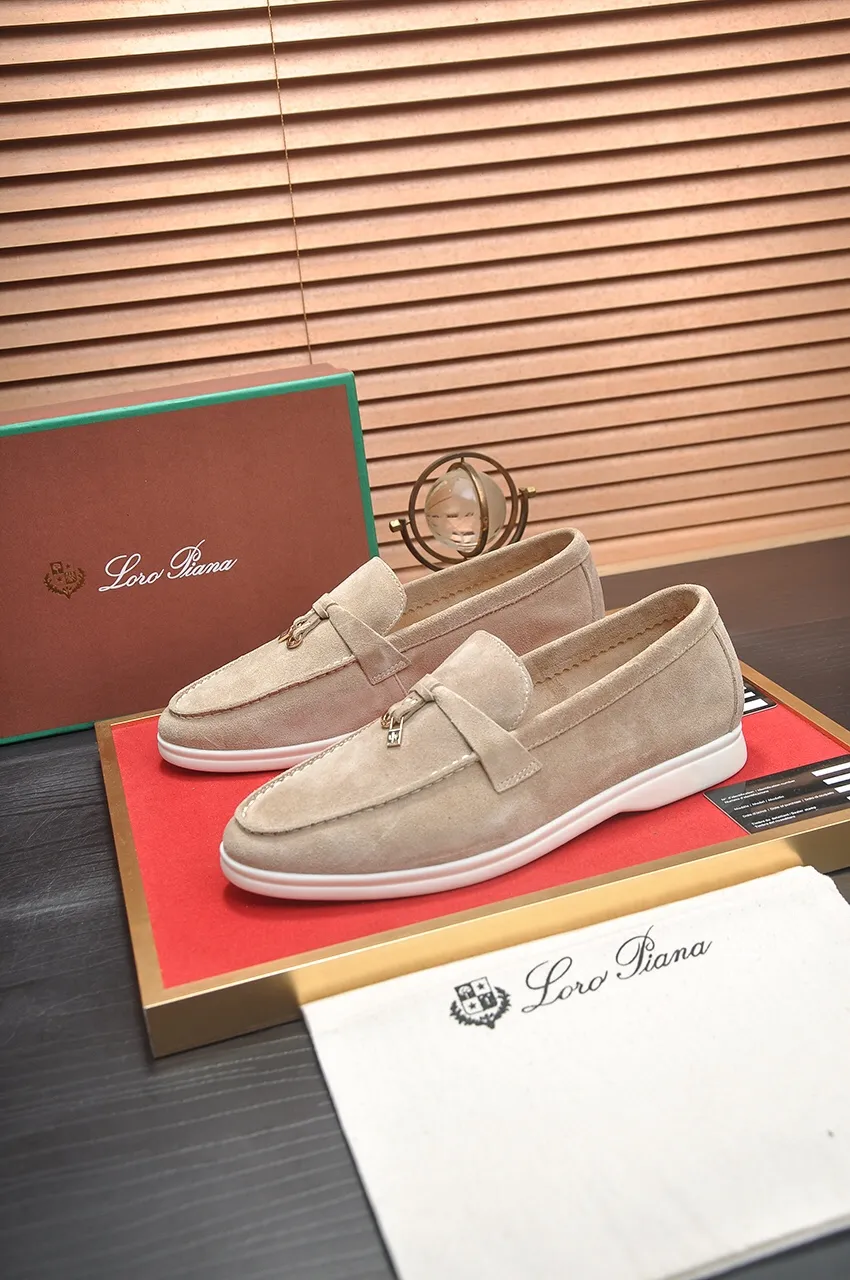 Men's shoes 💰400💶[𝐥𝐨𝐫𝐨 𝐏𝐢𝐚𝐧𝐚] [Couple model] High-end quality, affordable price, LP classic loafers, Italian treasure brand, the only brand that can match Hermès! Only after wearing it do we know that we can’t live up to our feet. Women’s code: 35-40 (customized sizes 34, 41, 42 are non-returnable) Men’s code: 38-44 (customized 45, 46, 47, 48 are non-refundable) Fabric: Customized imported cashmere Lining: Customized imported fetal cowhide Foot: Imported benzene-dyed calfskin Outsole: Exclusive original glass rubber outsole
